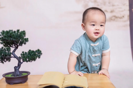 韶关孕妇显怀是几个月